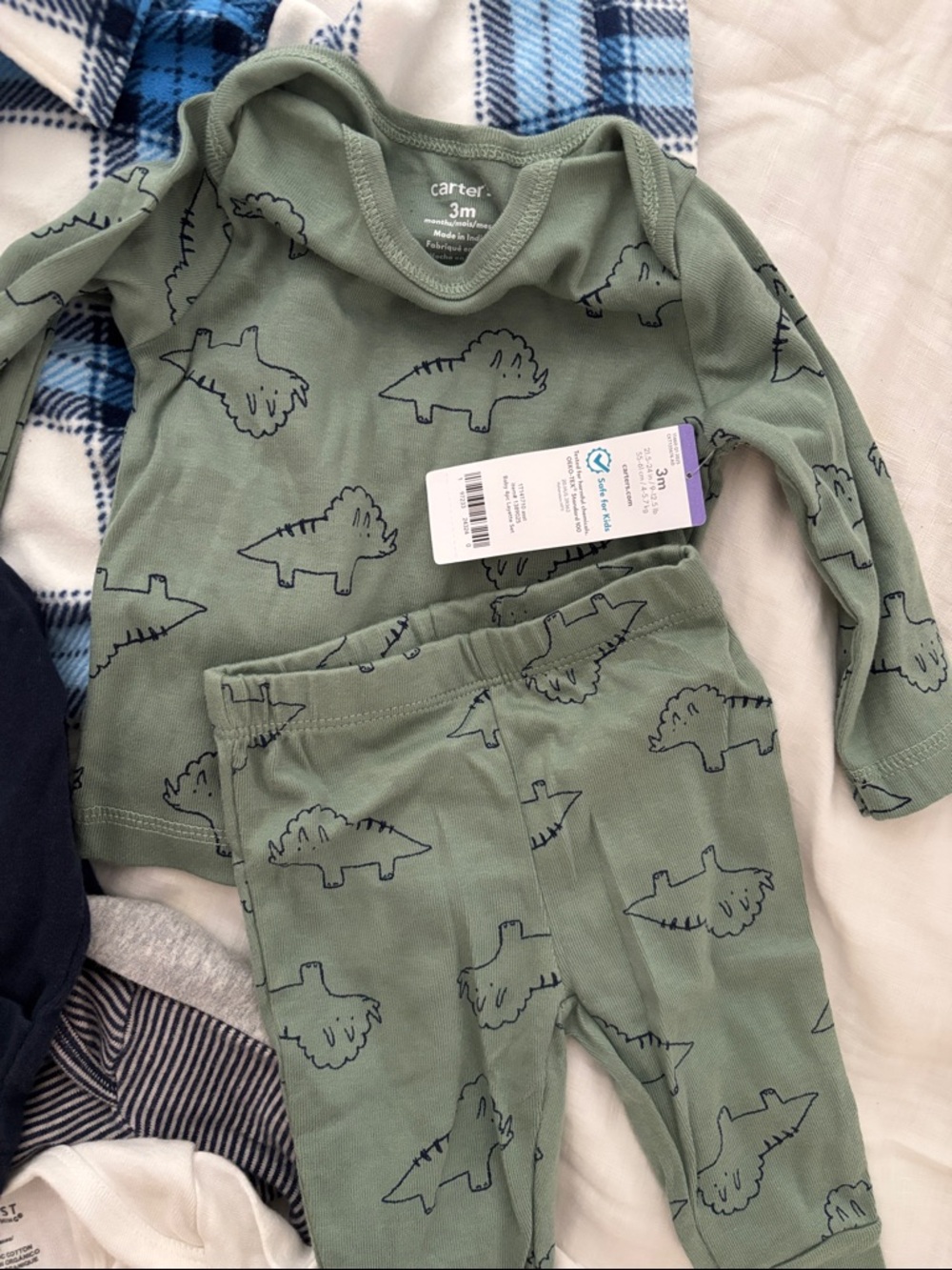 8 Piece Bundle of Baby Boy Clothes 3 Months Navy, Grey, Green, White - Picture 5 of 5